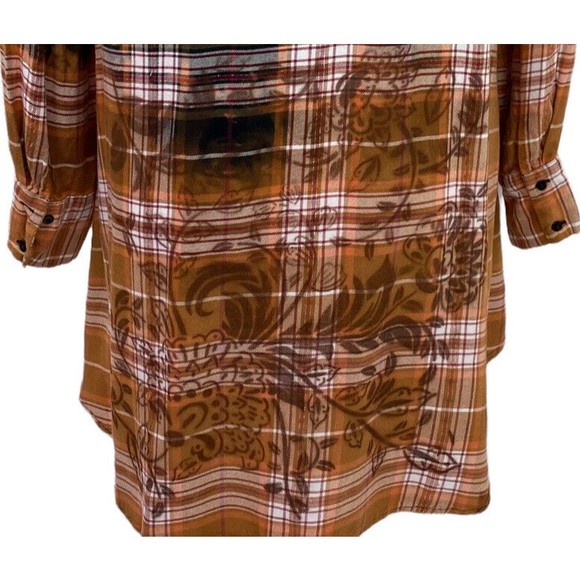 Peace & Pearls Womens Plaid Button Up Sz Large Upcycled Bleach Ombre Stencil - Picture 5 of 12